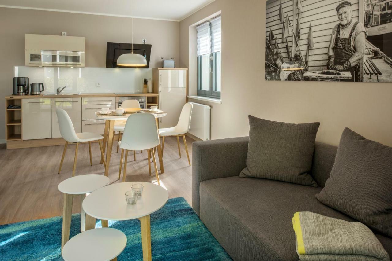 Haus am Deich Ferienwohnungen Prerow Exterior foto